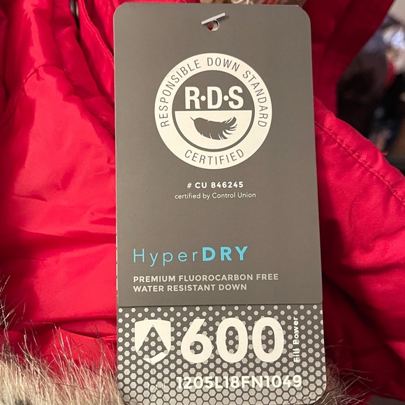 NWT Women’s Lands’ End Max 600 Down Long Maxi Coat w fur lined hood
Sold Out - Picture 12 of 17